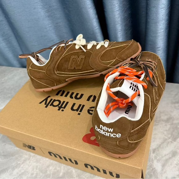 NWB Miu Miu x New Balance 530 SL Sneakers - Picture 1 of 13